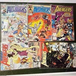 Avenger Comic Book Collection - Vibrant Covers